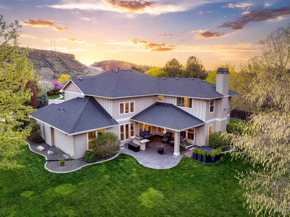 6370 E Escarpment Ct, Boise, ID 83716