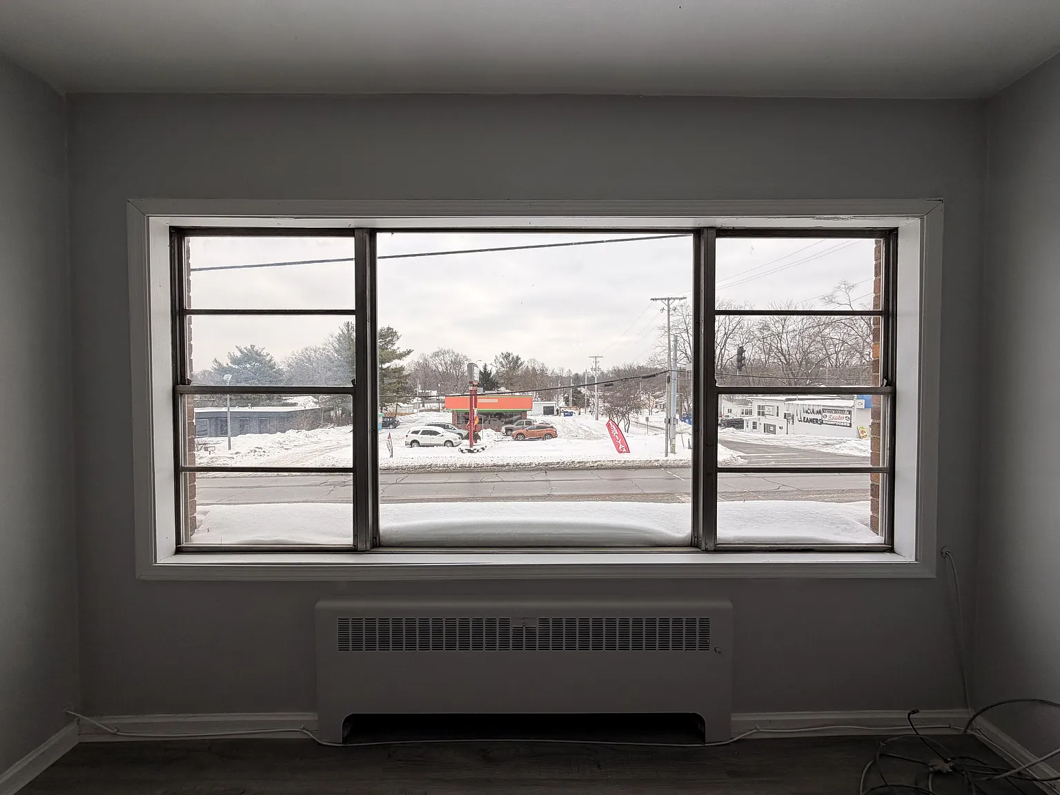 413 North Dixie Way - 3 — Photo 2