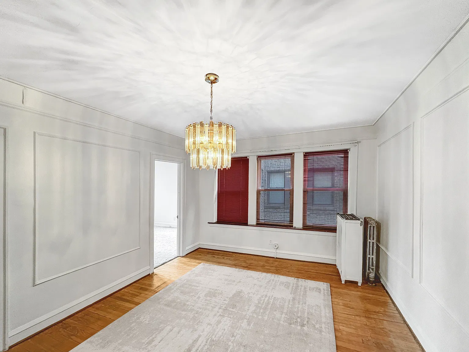 2 bed, 2500 sqft, $1,100 — Photo 2