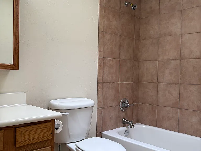 3602 E Blacklidge Dr #2 — Photo 9