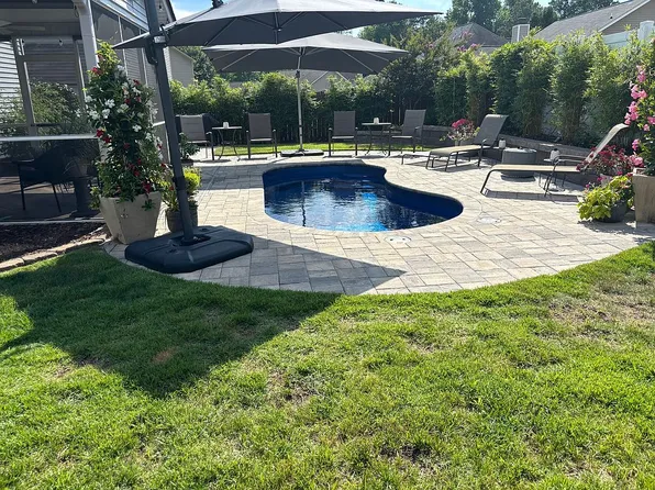 628 Colony Lakes Dr, Lexington, SC 29073