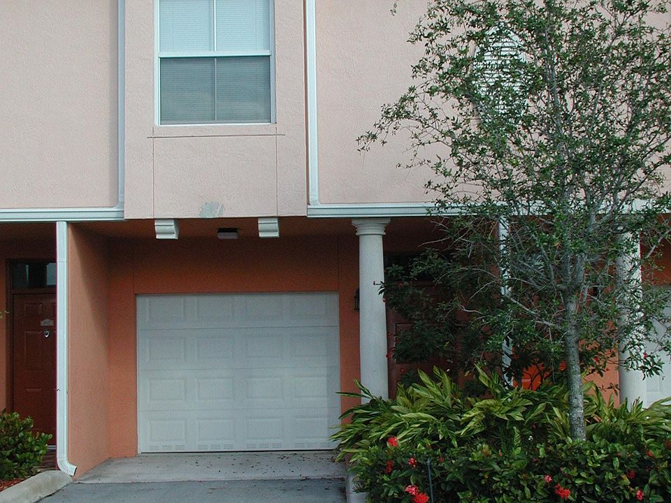 1st image of 2028 Alta Meadows Ln APT 1006