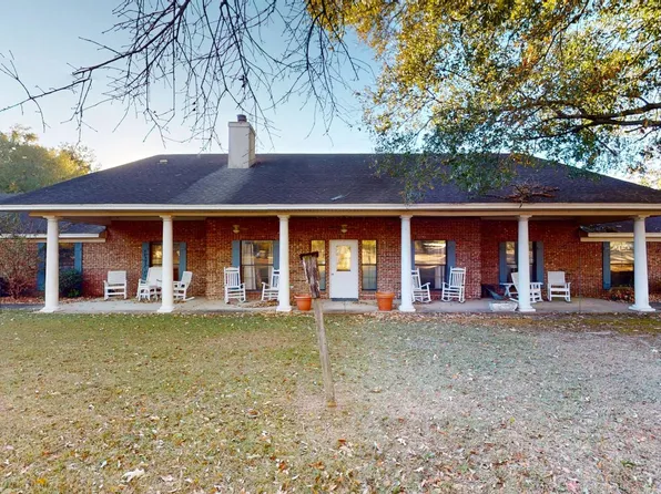 370 Roy Beall Dr, Luverne, AL 36049