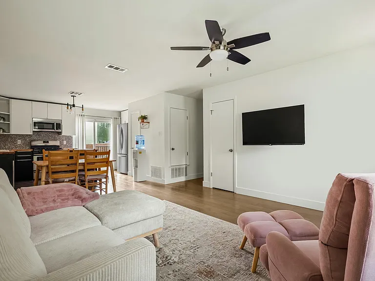 7703 Cloudberry Cir — Photo 8