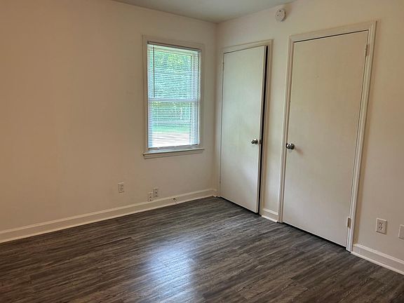 5th image of 200 North Ave #206