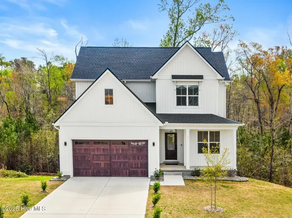 171 Tanglewood Court, Hampstead, NC 28443