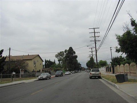 5th image of 2417 Central Ave