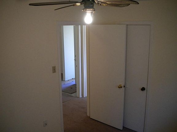 4th image of 8622 Amblewood Dr