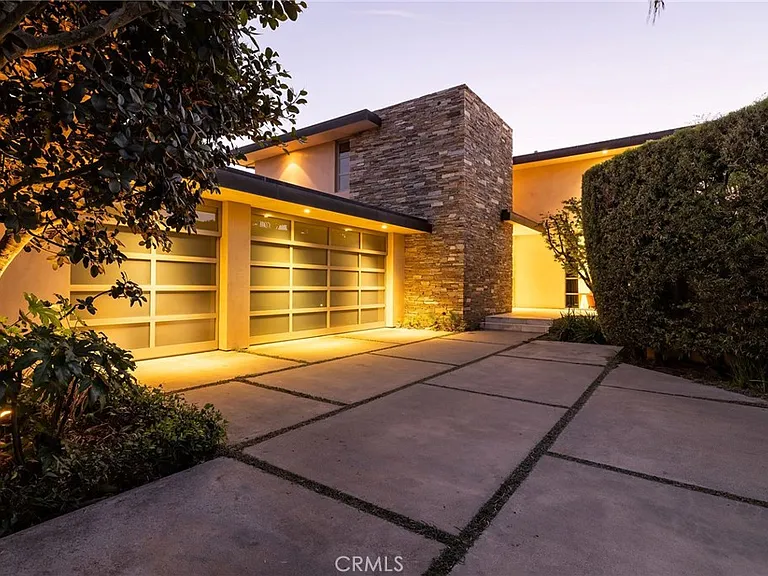 9 Jade Cv — Photo 3