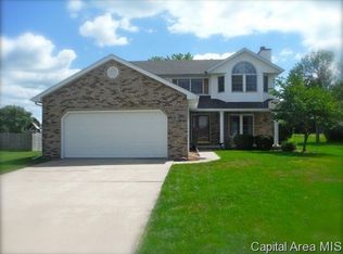 508 Mallard Dr, Chatham, IL 62629