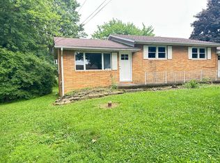 3574-3576 Kidron Rd, Orrville, OH 44667