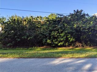 3721 Stabile Rd, Saint James City, FL 33956