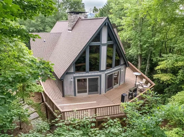 172 Barley Ln, Cullowhee, NC 28723