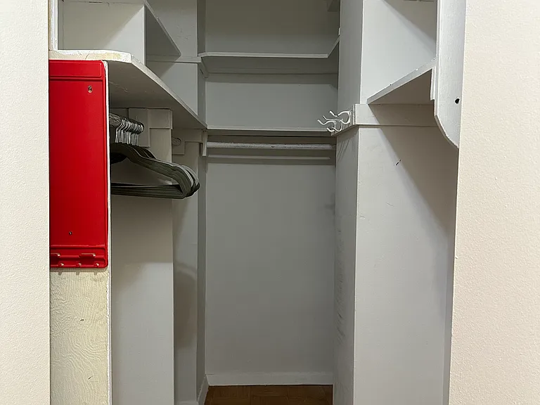 50 Brighton First Rd #5G — Photo 9