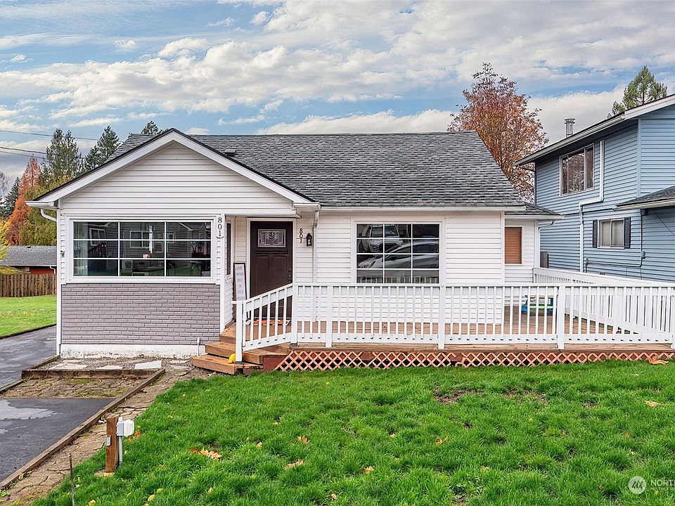 1st image of 801 N 18th Avenue