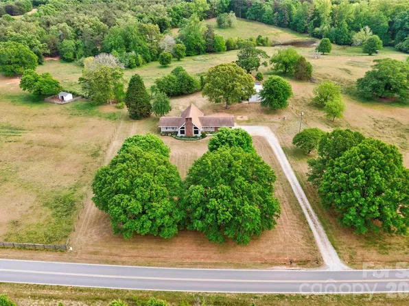 118 Crow Rd, Shelby, NC 28152