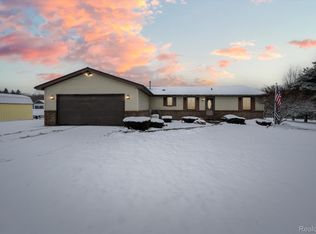 1812 S College Rd, Mason, MI 48854