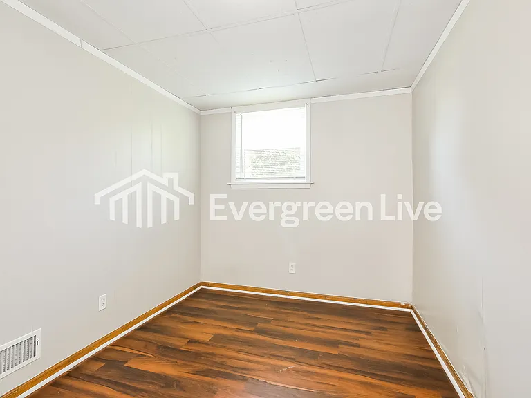 5426 Garden Lake Dr — Photo 18