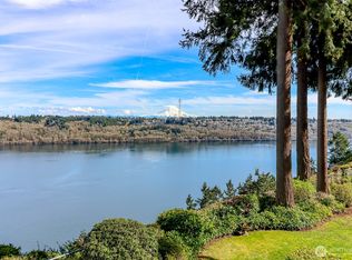 806 30th St NW UNIT C, Gig Harbor, WA