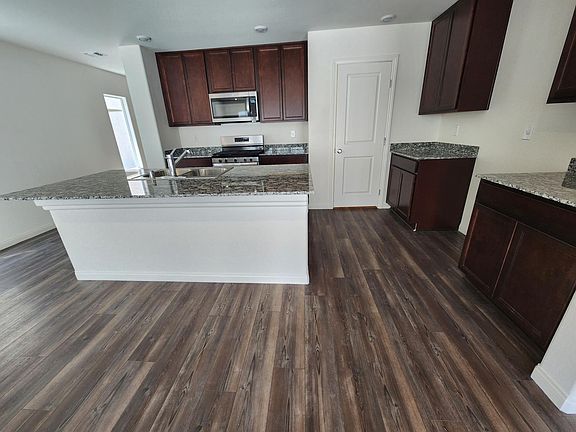 3rd image of 10196 Natural Anchor St