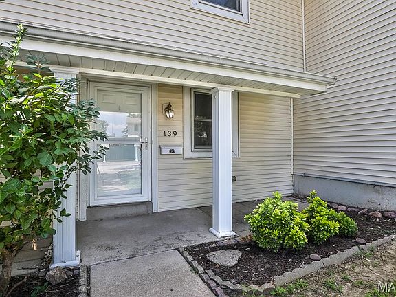 3rd image of 139 Condor Ct #139