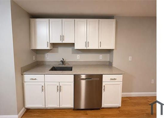 4th image of 204 N Franklin St