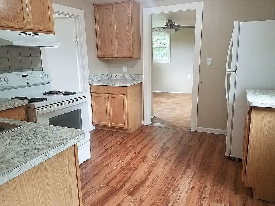 1st image of 3362 W Lynchburg Salem Tpke