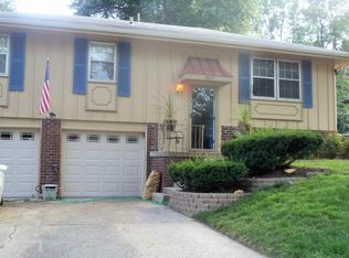 8615 E 108th Ter, Kansas City, MO 64134