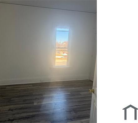 5th image of 1753 N 32nd St #1753