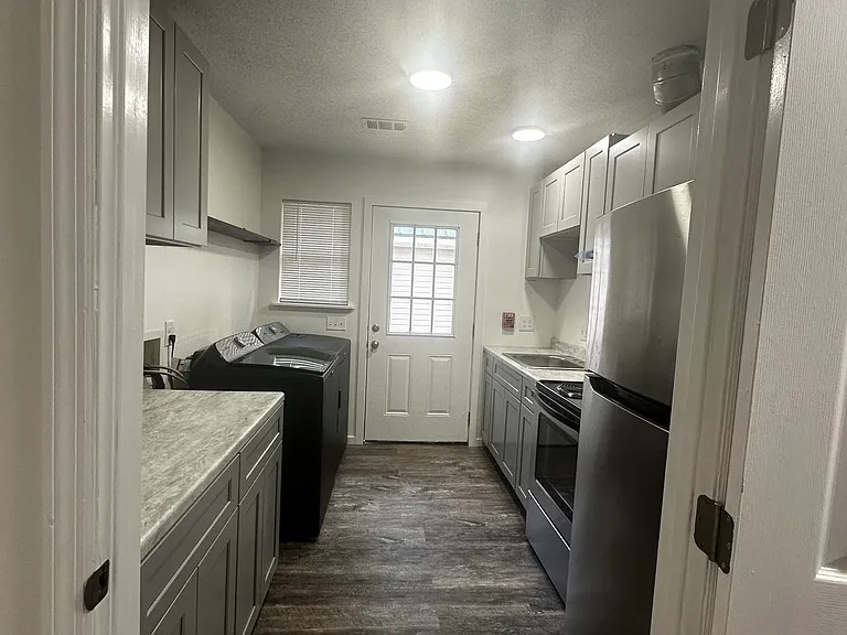 5 Bobby Donaldson Ave — Photo 10