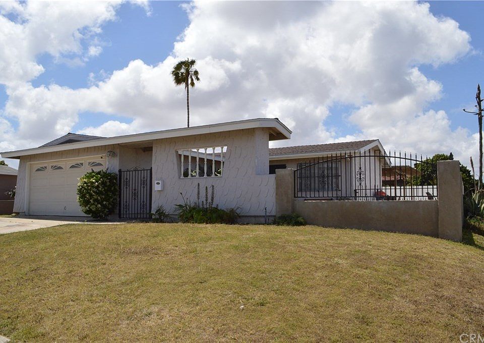 1st image of 3605 Arruza St