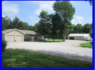 472 Highway H, Greenfield, MO 65661