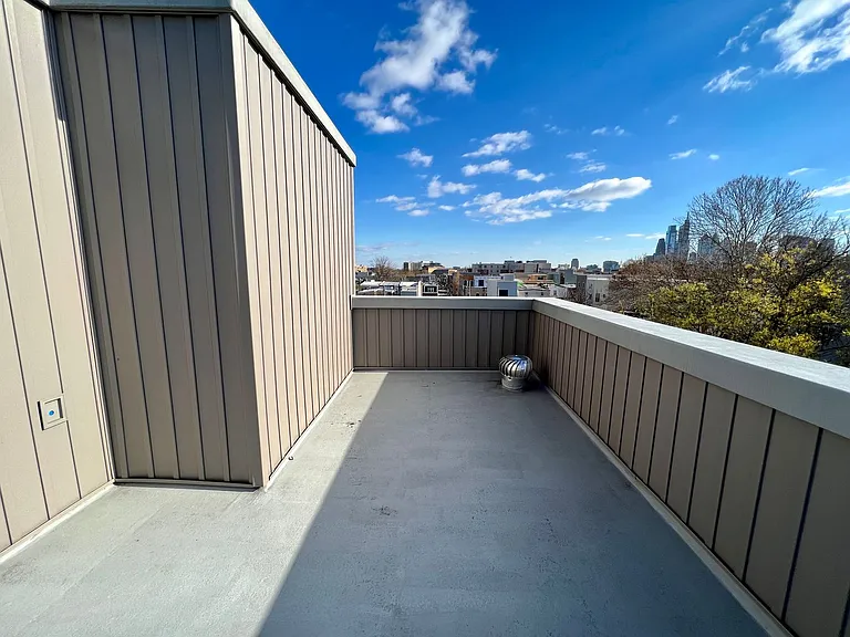 36th St N 623 — Photo 16