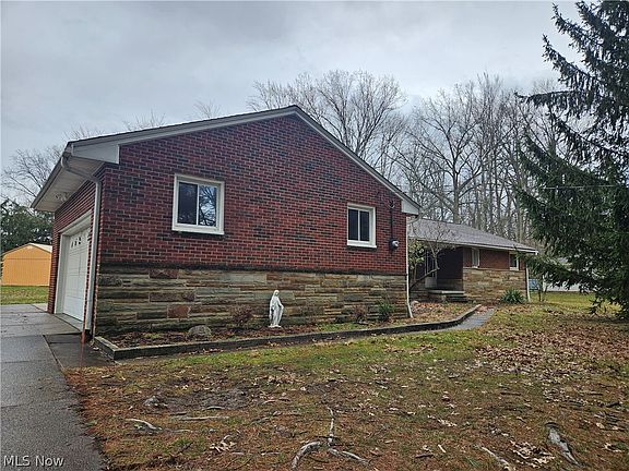 4th image of 3015 Rockefeller Rd