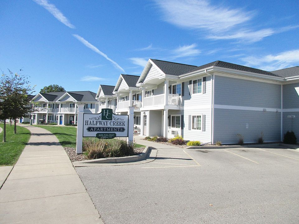 1st image of 960 Linden Dr APT 103