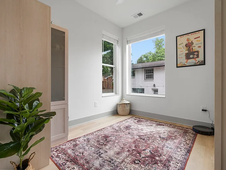 530 Continental Dr #A — Photo 6
