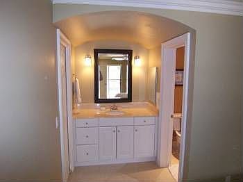 5th image of 3739 NW 35th St