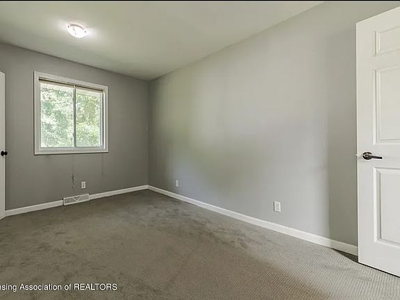 5th image of 5420 S Waverly Rd