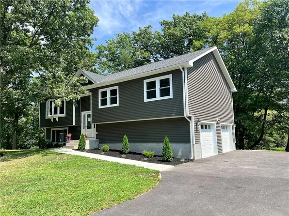 4 Tyler Terrace, Marlboro, NY 12542