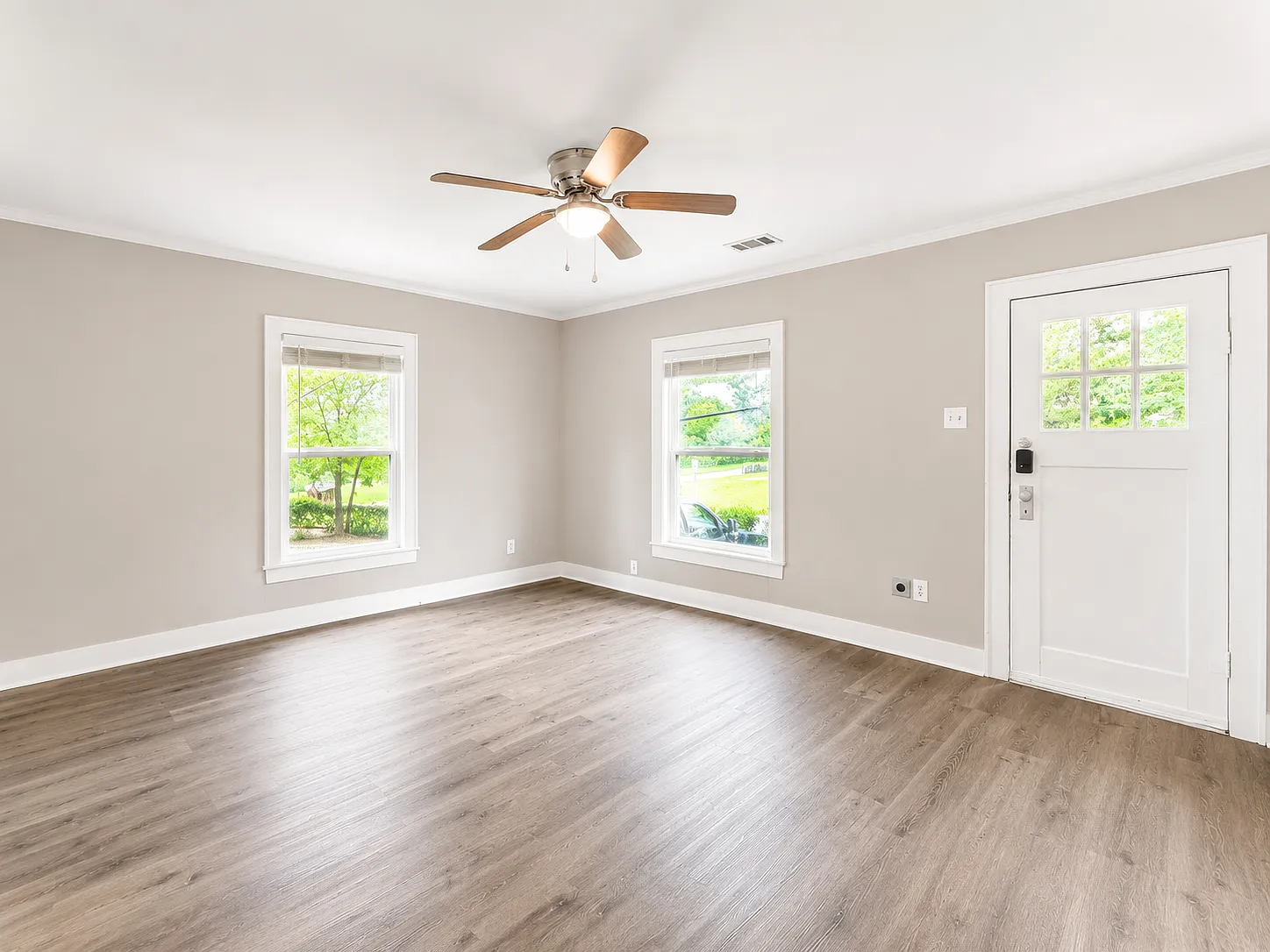 2 bed, 840 sqft, $1,250 — Photo 2