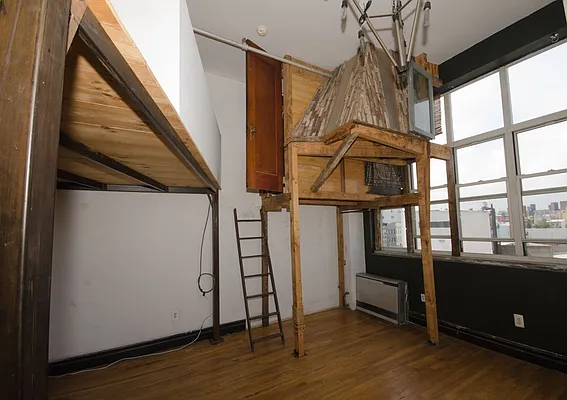 Rented by EXR | media 24