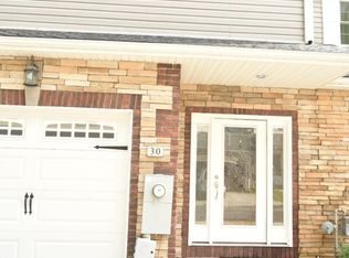 30 Turnstone Dr, Morgantown, WV 26505