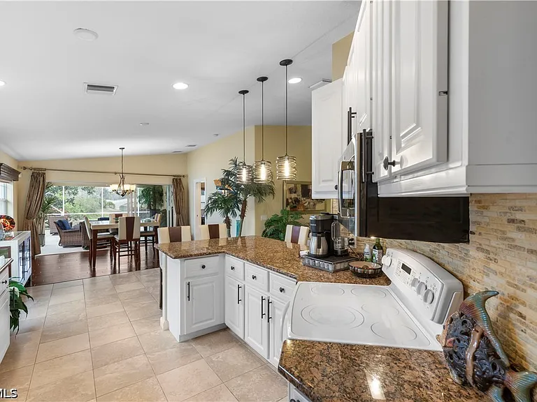 15382 Queen Angel Way — Photo 9