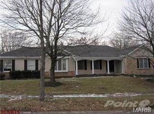 14453 Brittania Dr, Chesterfield, MO 63017