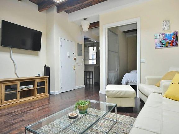 2nd image of 57 Grand St Frnt A