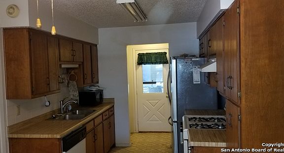 4th image of 113 Bramblewood Cir