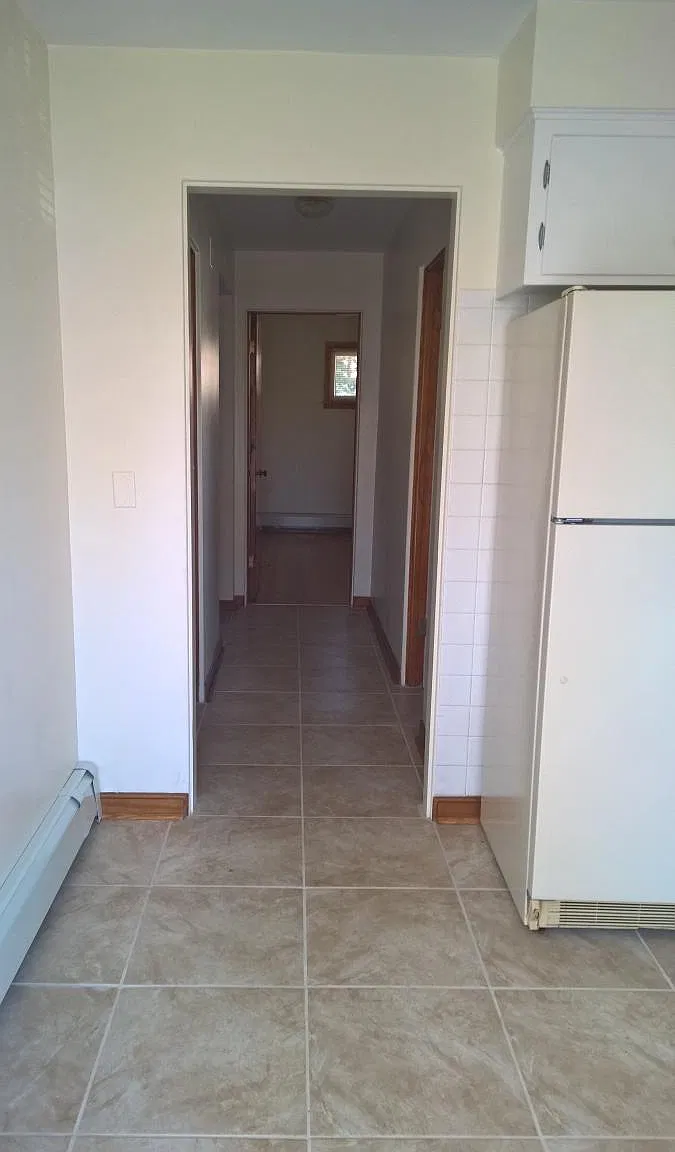 2 bed, 600 sqft, $1,600 — Photo 4
