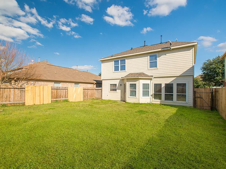 22519 Goss Spring Ct — Photo 47