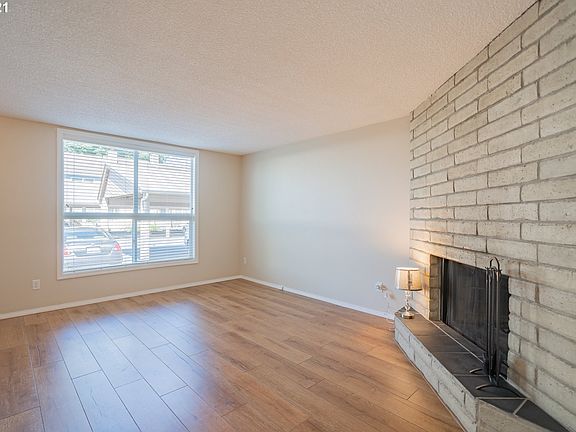 5th image of 7113 NE 43rd St APT A