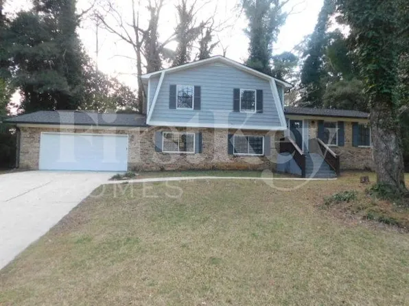 455 Chanterelle Dr, Stone Mountain, GA 30087